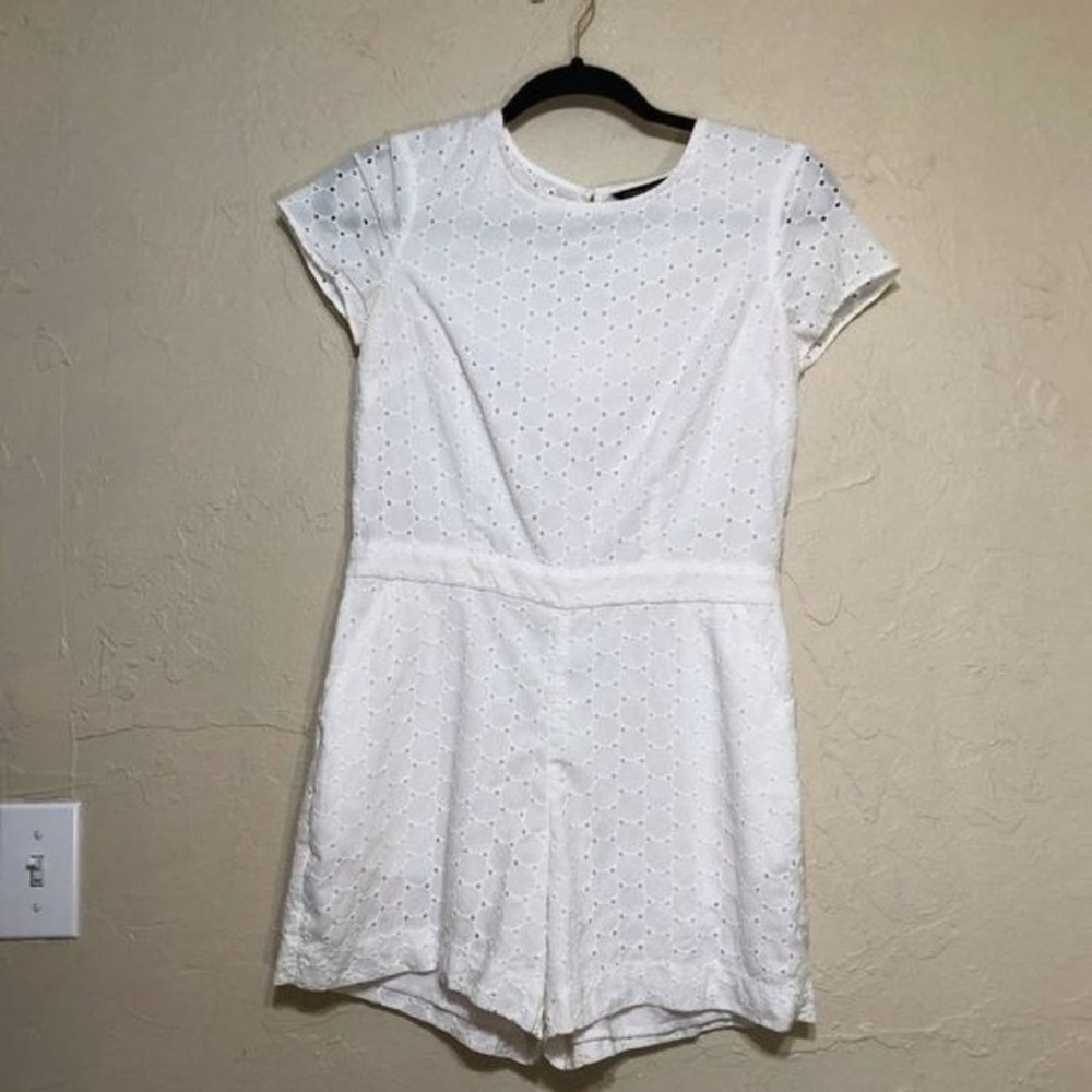 Banana Republic Womens Romper 0 White Eyelet Shorts Jumpsuit
